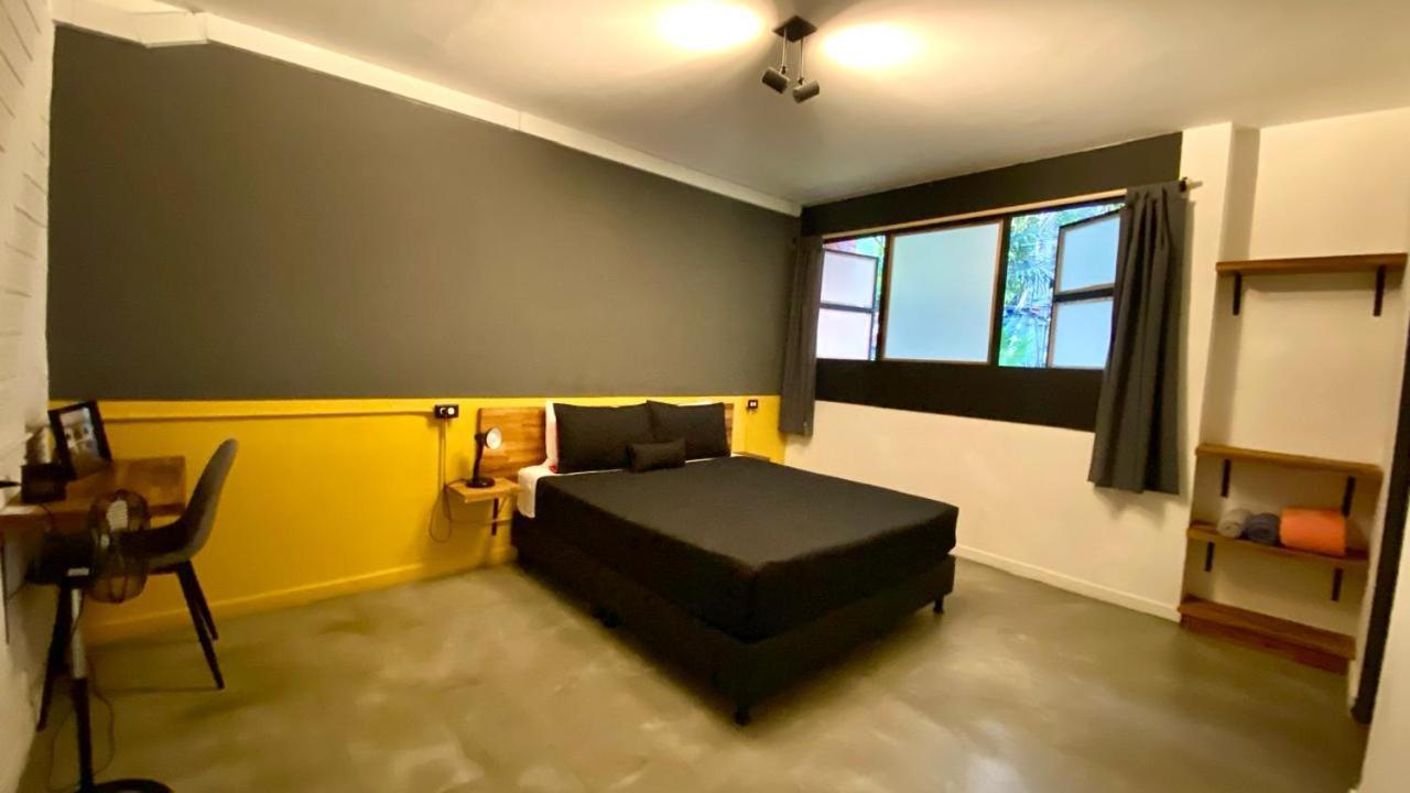 Casa Mosaiko Primer Parque Laureles Medellín Exteriér fotografie