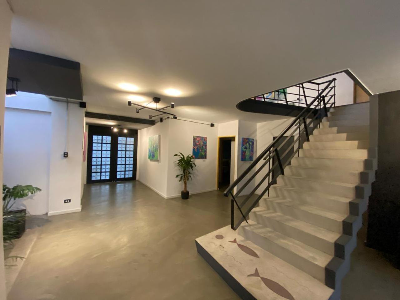 Casa Mosaiko Primer Parque Laureles Medellín Exteriér fotografie