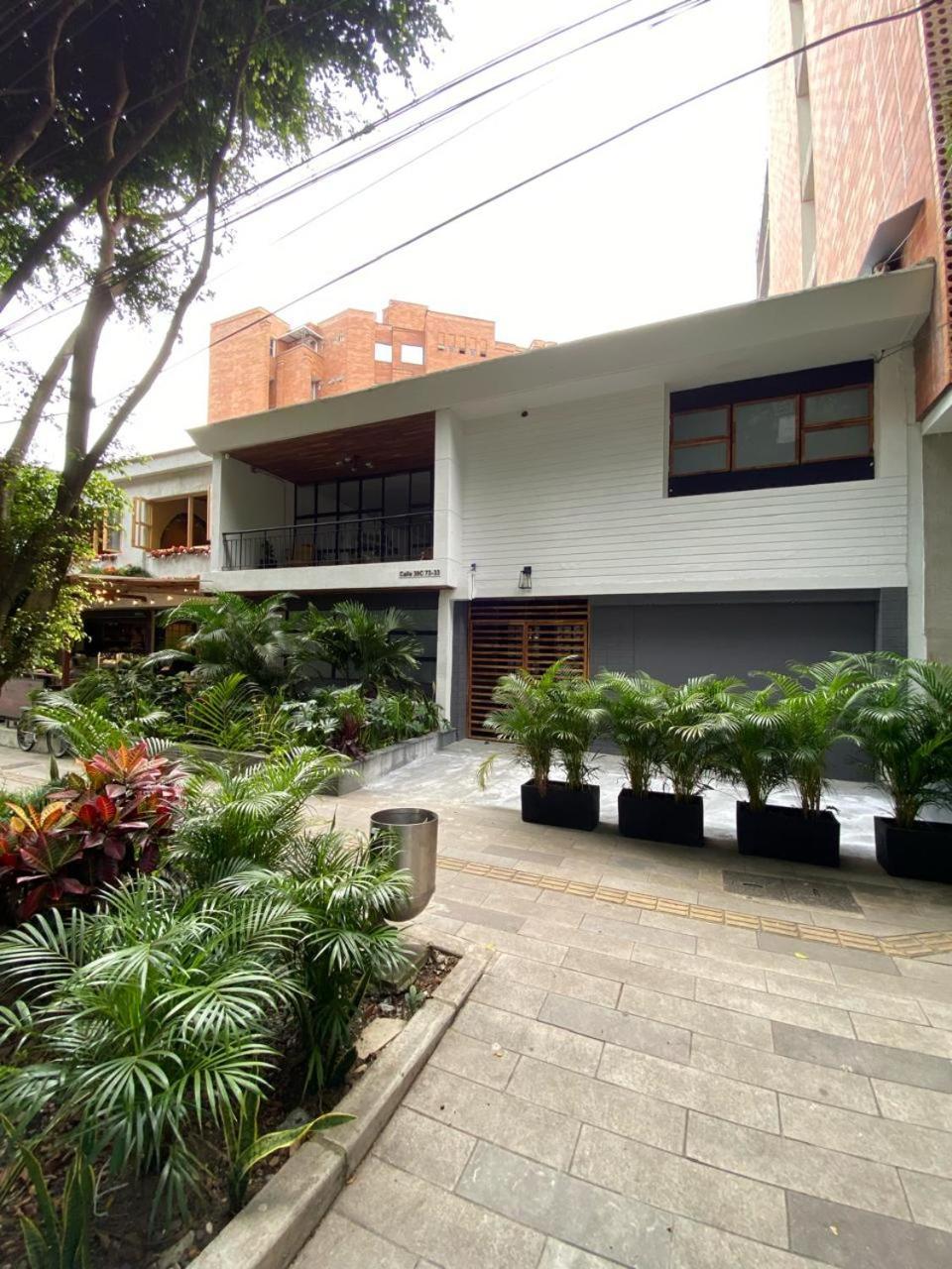 Casa Mosaiko Primer Parque Laureles Medellín Exteriér fotografie