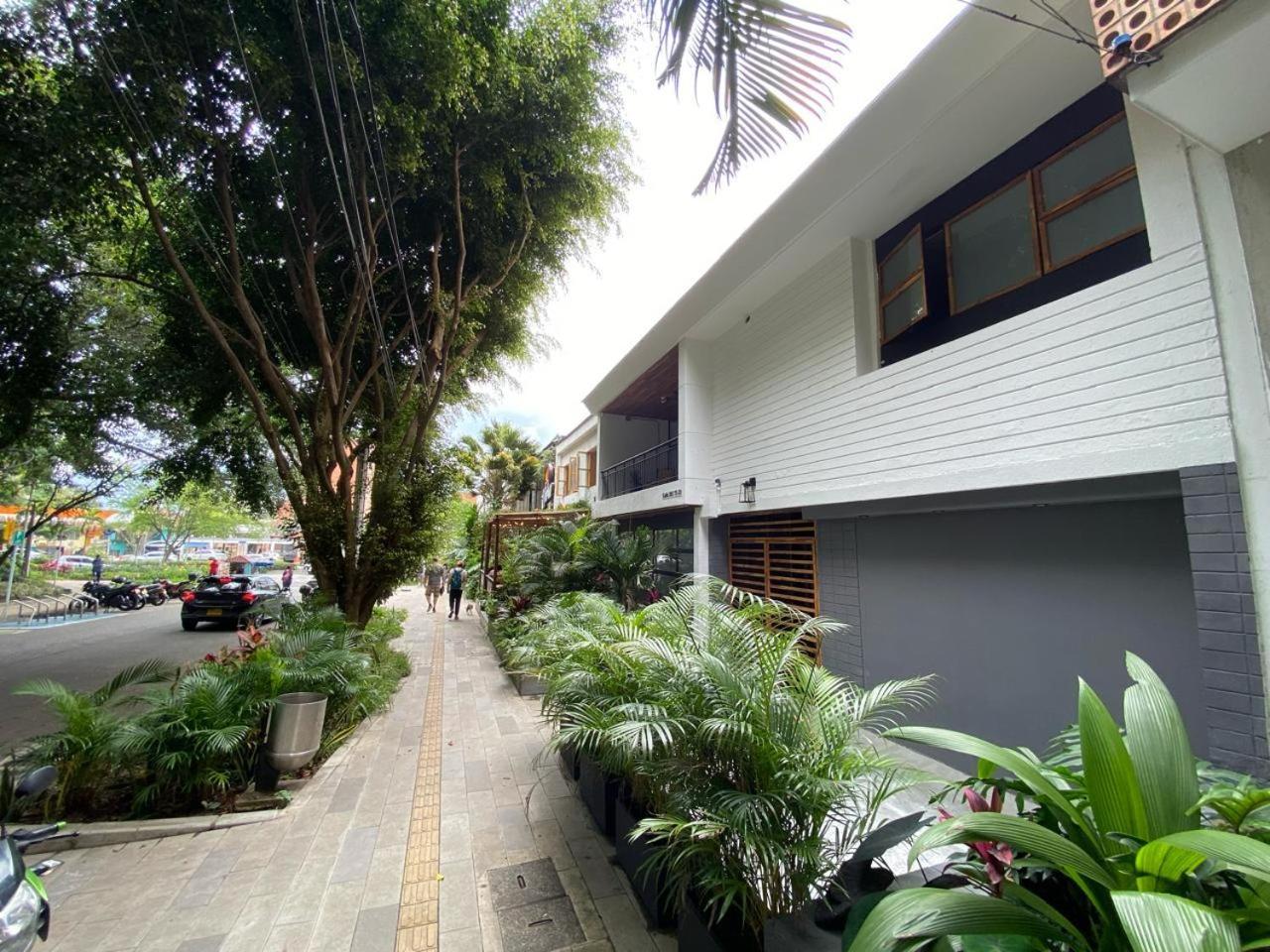 Casa Mosaiko Primer Parque Laureles Medellín Exteriér fotografie