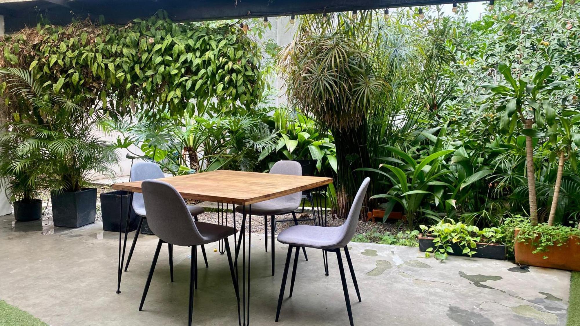 Casa Mosaiko Primer Parque Laureles Medellín Exteriér fotografie